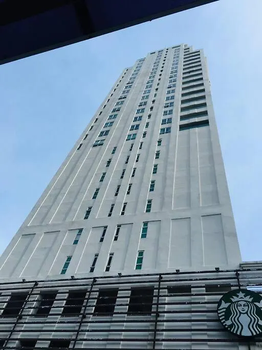Luxury Seaview Penang Homestay @ Mansion One Gurney Pulau Pinang George Town Malásia
